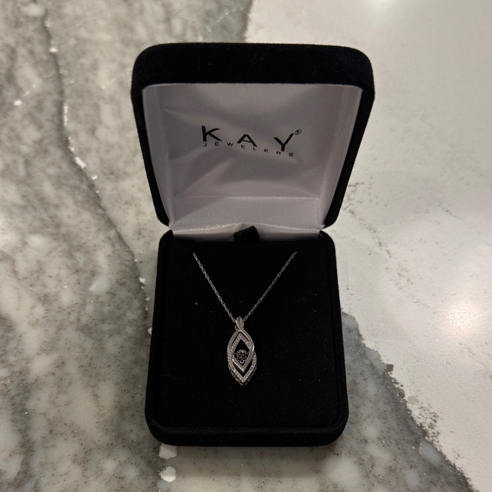 Kay Jewelers Silver and Black Pendant Necklace